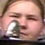 Face f_98581_21