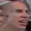 Face f_371011_15