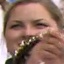 Face f_562141_21