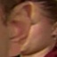 Face f_662371_12