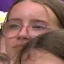 Face f_833281_8