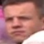 Face f_833881_11