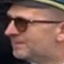 Face f_883801_23