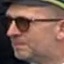 Face f_883831_23