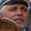 Face f_898651_8
