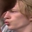 Face f_910471_2