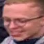 Face f_921661_1