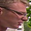 Face f_982441_1