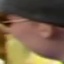 Face f_983641_77