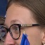Face f_999061_4