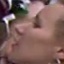 Face f_999511_43