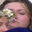 Face f_999841_8