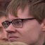 Face f_1035931_11
