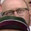 Face f_1042621_77