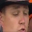 Face f_1047211_11