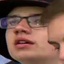 Face f_1068871_11