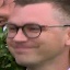 Face f_1286761_1