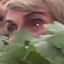 Face f_1323391_8